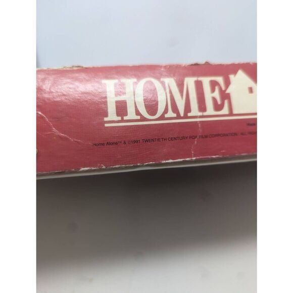 Home Alone 1991 Vintage Board Game Based on The 1990s Movie - Picture 11 of 11